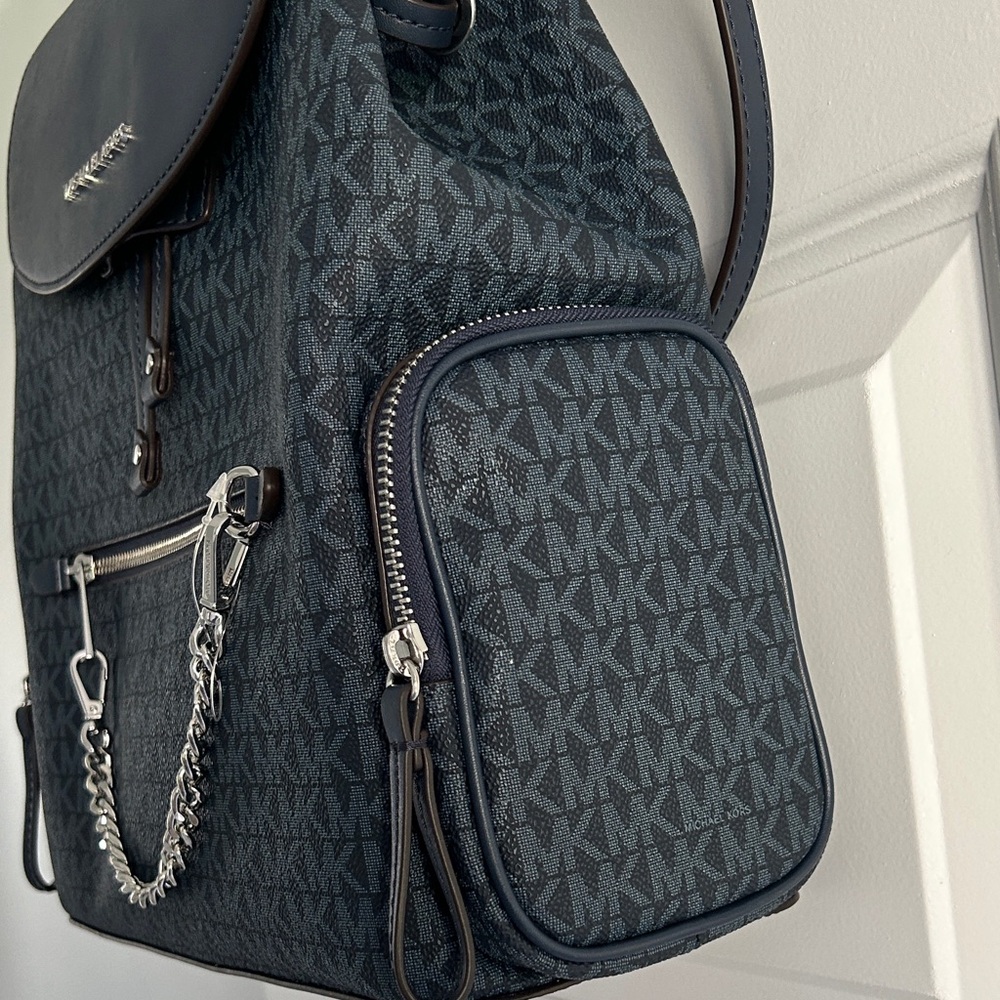 Michael Kors Signature Jet set Navy and Silver MK Logo Backpack - Picture 5 of 9